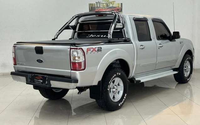imagem-https://www.socarrao.com.br/sc-vehicle-images-prod/3950508/1789761531901-38c2a529-30fa-4cd4-8c78-4d34432ca4cd.jpeg