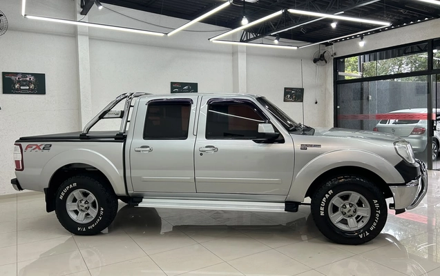 imagem-https://www.socarrao.com.br/sc-vehicle-images-prod/3950508/1789761531903-88bac646-dff0-47df-8cdf-24f7d62c7f59.jpeg