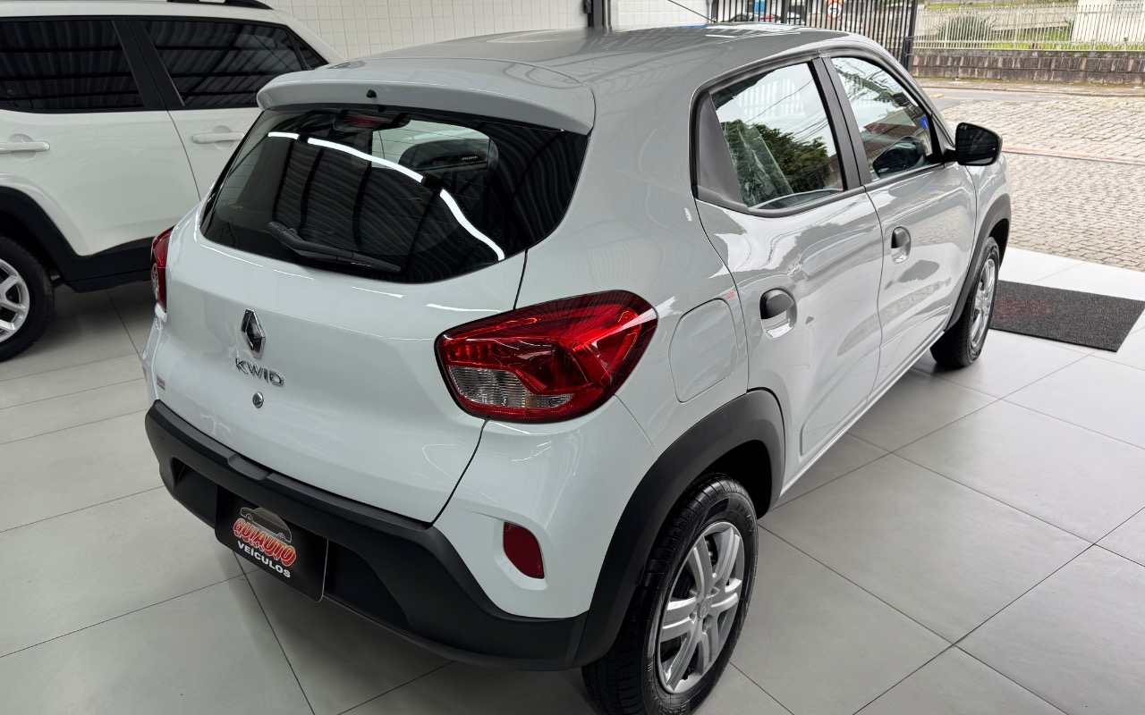 imagem-https://www.socarrao.com.br/sc-vehicle-images-prod/3950542/1789761717386-YTc5MmZmNWUtNGQ0MC00NDQyLTljNjItYThjNTQxNzg3YWZhLmpwZWc.jpeg