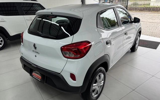 imagem-https://www.socarrao.com.br/sc-vehicle-images-prod/3950542/1789761717386-YTc5MmZmNWUtNGQ0MC00NDQyLTljNjItYThjNTQxNzg3YWZhLmpwZWc.jpeg