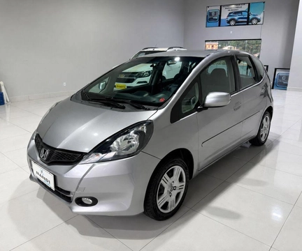 Honda Fit 2014 Cinza — foto 1 de 3
