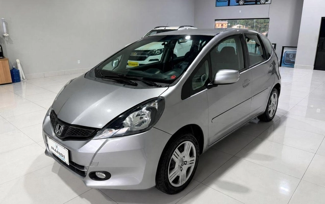 imagem-https://www.socarrao.com.br/sc-vehicle-images-prod/3950653/1789761868820-1233421.jpg