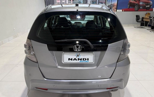 imagem-https://www.socarrao.com.br/sc-vehicle-images-prod/3950653/1789761868827-1233425.jpeg