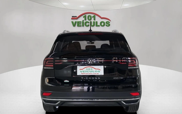 imagem-https://www.socarrao.com.br/sc-vehicle-images-prod/3950670/1789761906038-003_138e6b439725c26e63c534b08c447c49.jpg