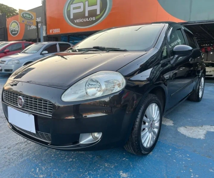 Fiat Punto 2010 Preto — foto 1 de 3
