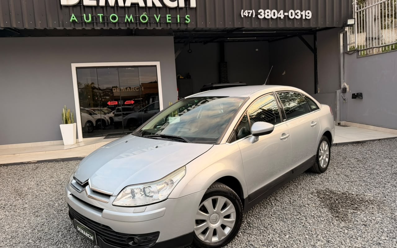 Citroën C4 Pallas 2011 Prata — foto 1 de 3