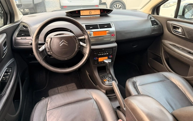 imagem-https://www.socarrao.com.br/sc-vehicle-images-prod/3950848/1789762443345-NS5qcGVn.jpeg