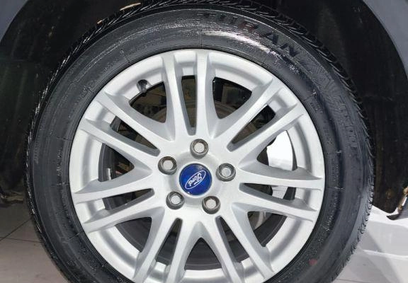 imagem-https://www.socarrao.com.br/sc-vehicle-images-prod/3950910/1789762725973-1230621.jpeg