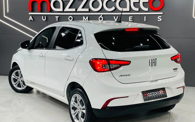 imagem-https://www.socarrao.com.br/sc-vehicle-images-prod/3950939/1789762855126-003_83412e3afb6a6ccfd17798149c2c9304.jpg
