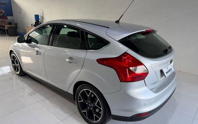imagem-https://www.socarrao.com.br/sc-vehicle-images-prod/3950950/1789762883689-1234499.jpeg
