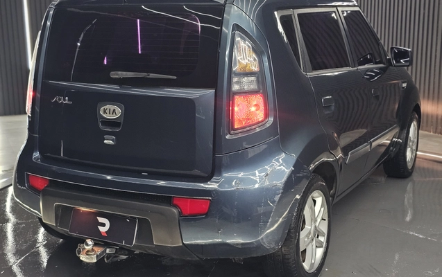 imagem-https://www.socarrao.com.br/sc-vehicle-images-prod/3950982/1789762926774-003_141526f32c653a39cdabcd4ddb658377.jpg