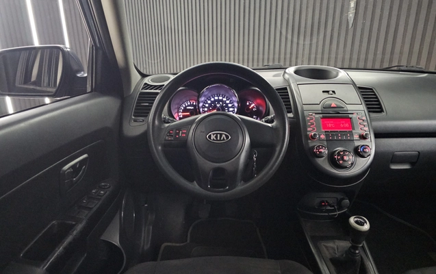 imagem-https://www.socarrao.com.br/sc-vehicle-images-prod/3950982/1789762926793-003_f459cb532abb57adc5f11127d48e2770.jpg