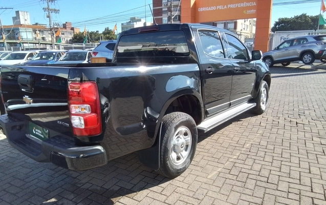 imagem-https://www.socarrao.com.br/sc-vehicle-images-prod/3951022/1789762971698-2_041211.jpg
