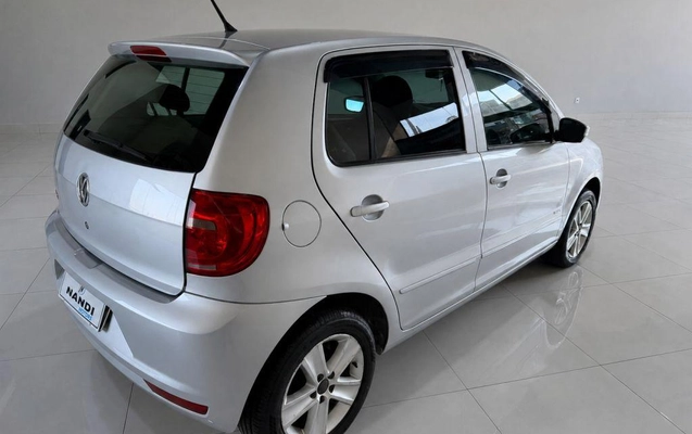 imagem-https://www.socarrao.com.br/sc-vehicle-images-prod/3951068/1789766625662-1233897.jpg