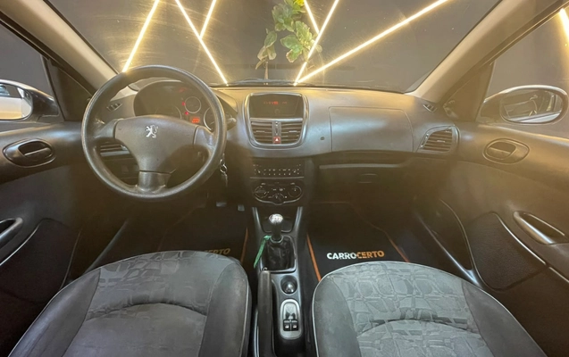 imagem-https://www.socarrao.com.br/sc-vehicle-images-prod/3951106/1789763092407-2Va9exMVtNl1Xr48xYF3VOjAU9CpNK7y.jpg