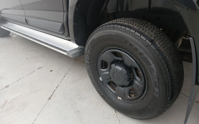 imagem-https://www.socarrao.com.br/sc-vehicle-images-prod/3951131/1789763109552-1_013851.jpg