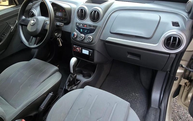 imagem-https://www.socarrao.com.br/sc-vehicle-images-prod/3951306/1790109537256-8351134_2_B_ba6a60306c.jpeg