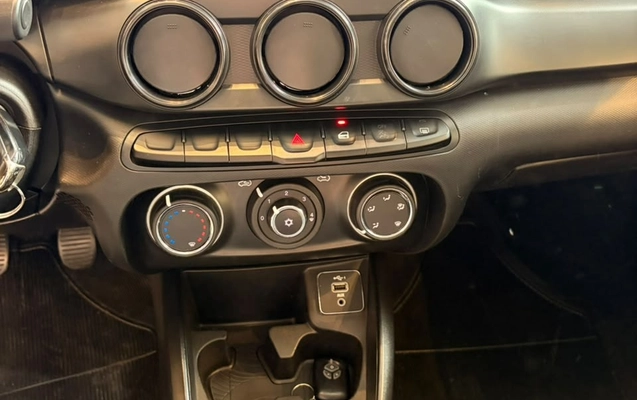 imagem-https://www.socarrao.com.br/sc-vehicle-images-prod/3951469/1789763876390-c6a0a482-1a57-4f1d-8e2a-bd27353db79a.jpg