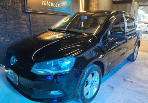 Volkswagen Voyage 2014 Preto — foto 1 de 3