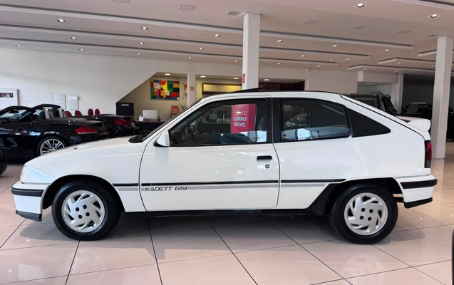 imagem-https://www.socarrao.com.br/sc-vehicle-images-prod/3951578/1789764144696-e99ff2024be14c9f8da95dcfcb8424e1_1789764049189.jpg