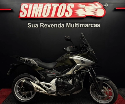 Honda NC 750X/NC 750X ABS 2019 Verde — foto 1 de 3