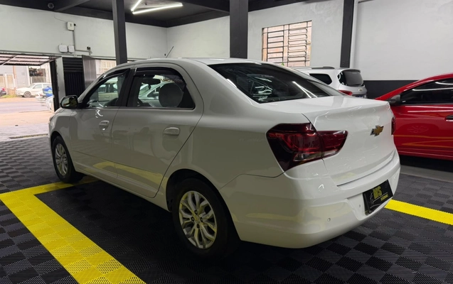 imagem-https://www.socarrao.com.br/sc-vehicle-images-prod/3951665/1789764460903-V2hhdHNBcHAgSW1hZ2UgMjAyNi0wOS0xOCBhdCAxNy40My4zMi5qcGVn.jpeg