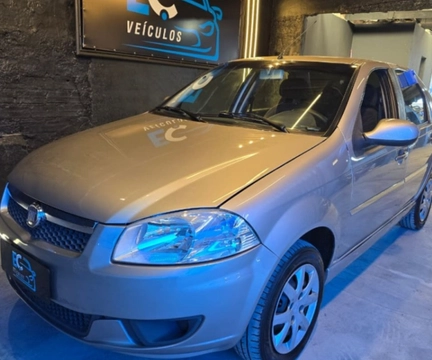 Fiat Siena 2013 Prata — foto 1 de 3