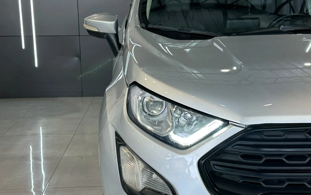 imagem-https://www.socarrao.com.br/sc-vehicle-images-prod/3951706/1789764508808-003_c24bca27c9bac7031ad161ae98fc652b.jpg