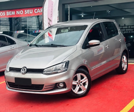 Volkswagen Fox 2016 Prata — foto 1 de 3
