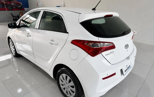 imagem-https://www.socarrao.com.br/sc-vehicle-images-prod/3952163/1789765618540-1235205.jpg