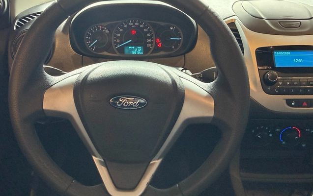 imagem-https://www.socarrao.com.br/sc-vehicle-images-prod/3952197/1789765653729-d99ee11b-0d71-47c7-986c-bc055b081bb7.jpg