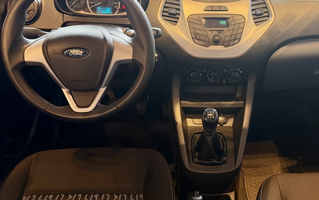 imagem-https://www.socarrao.com.br/sc-vehicle-images-prod/3952303/1789766080504-f27650cd-2f2e-40b5-bfca-e63ab9dc36fa.jpg