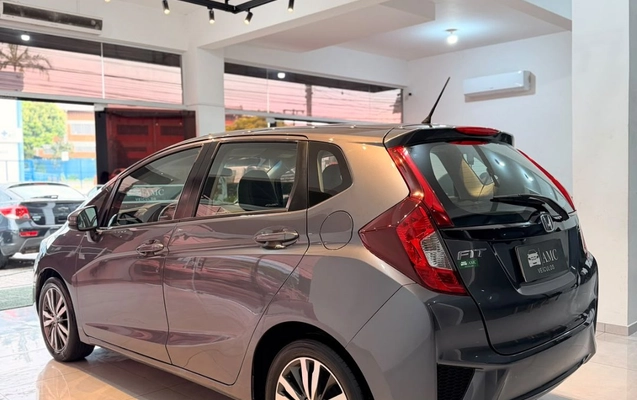 imagem-https://www.socarrao.com.br/sc-vehicle-images-prod/3952434/1789766342270-e5dbddcc482040c4b8edaccc094b8460_1789766242748.jpg