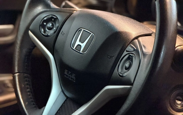 imagem-https://www.socarrao.com.br/sc-vehicle-images-prod/3952434/1789766342287-2d2209f3d10d421586e5801a7cd1fb57_1789766242770.jpg