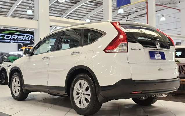 imagem-https://www.socarrao.com.br/sc-vehicle-images-prod/3952588/1789766587318-1_032837.jpg