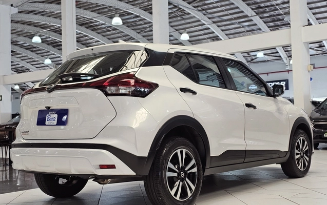 imagem-https://www.socarrao.com.br/sc-vehicle-images-prod/3952882/1789767360810-1_032309.jpg