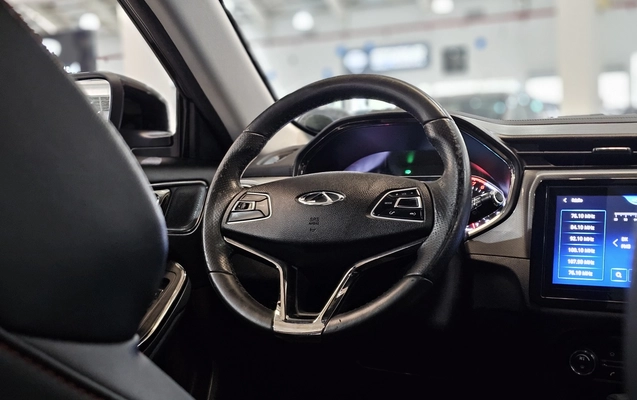 imagem-https://www.socarrao.com.br/sc-vehicle-images-prod/3952981/1789767682101-1_054923.jpg