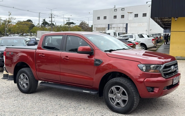 imagem-https://www.socarrao.com.br/sc-vehicle-images-prod/3953020/1789768018121-da943700-3b15-48ec-8523-416b802f3a8a.jpg