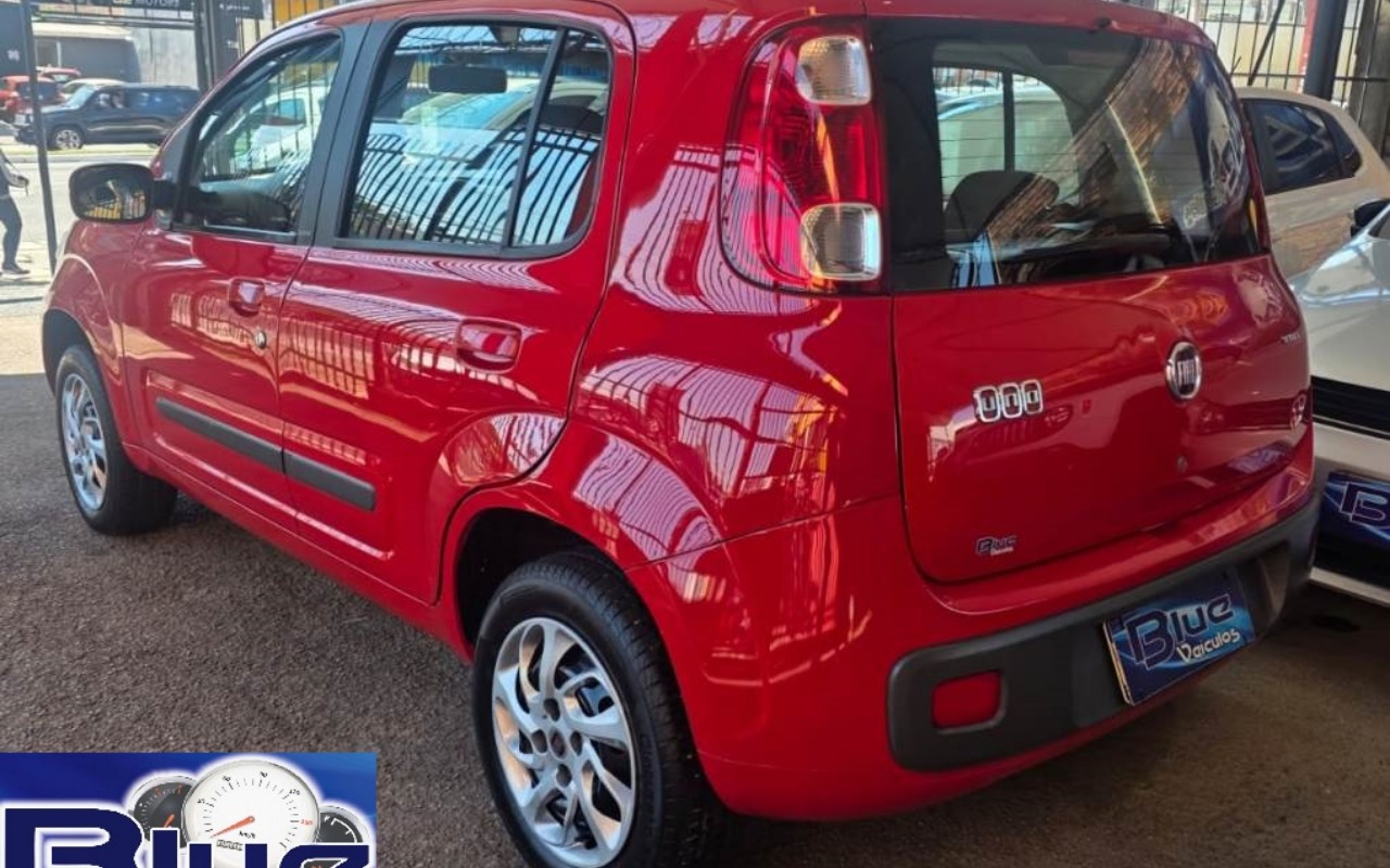 imagem-https://www.socarrao.com.br/sc-vehicle-images-prod/3953381/1789769030538-ZXBpNC5qcGVn.jpeg