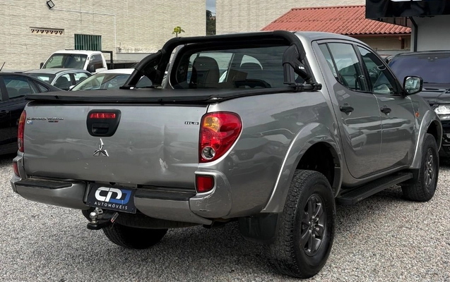 imagem-https://www.socarrao.com.br/sc-vehicle-images-prod/3953416/1789769112808-gb-161df88.jpeg