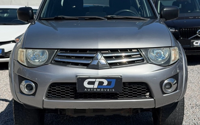 imagem-https://www.socarrao.com.br/sc-vehicle-images-prod/3953416/1792500901110-gb-c699d74.jpeg