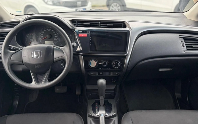 imagem-https://www.socarrao.com.br/sc-vehicle-images-prod/3953483/1789769285088-gb-93b5c48.jpeg