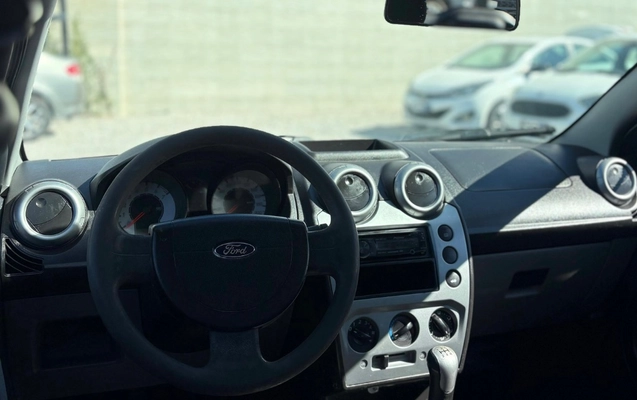 imagem-https://www.socarrao.com.br/sc-vehicle-images-prod/3953595/1789769864859-gb-baeaa13.jpeg