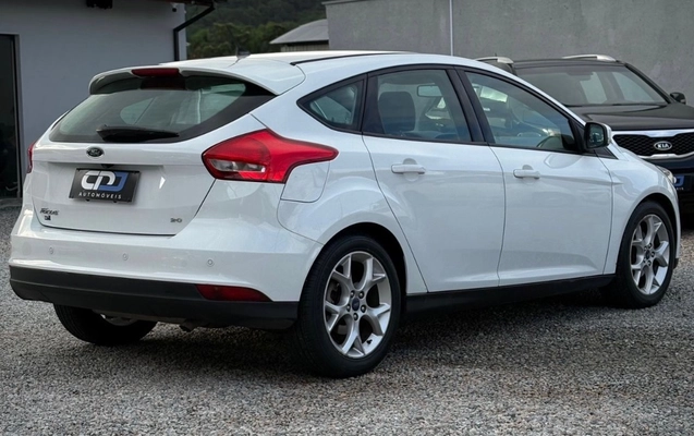 imagem-https://www.socarrao.com.br/sc-vehicle-images-prod/3953606/1789770014868-gb-99165ab.jpeg