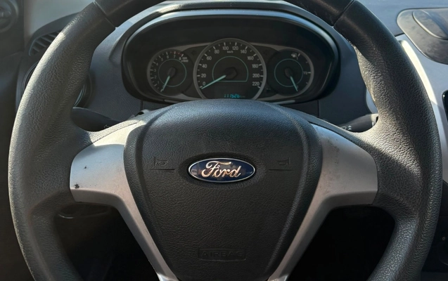 imagem-https://www.socarrao.com.br/sc-vehicle-images-prod/3953608/1789770044712-gb-feca08f.jpeg