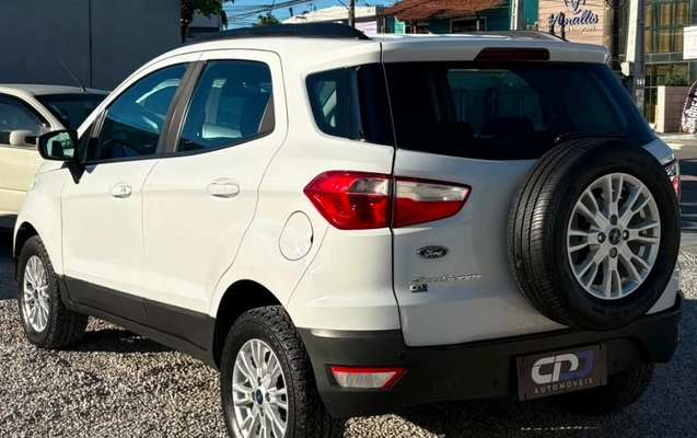 imagem-https://www.socarrao.com.br/sc-vehicle-images-prod/3953615/1789770084652-gb-c6d9d43.jpeg