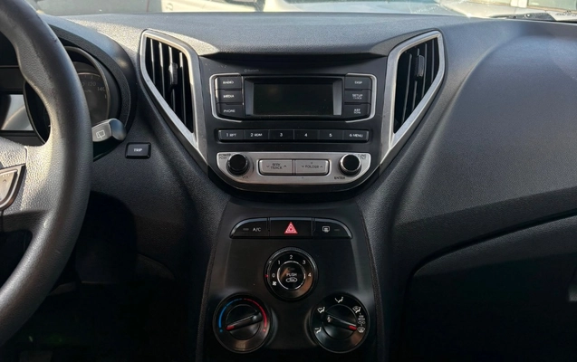 imagem-https://www.socarrao.com.br/sc-vehicle-images-prod/3953662/1789770171909-gb-11c76e3.jpeg