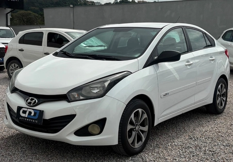 Hyundai HB20S 2015 Branco — foto 1 de 3