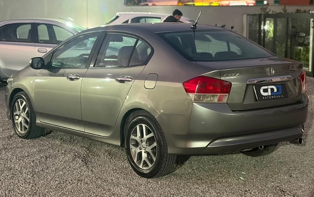imagem-https://www.socarrao.com.br/sc-vehicle-images-prod/3953754/1789770268250-gb-0753873.jpeg