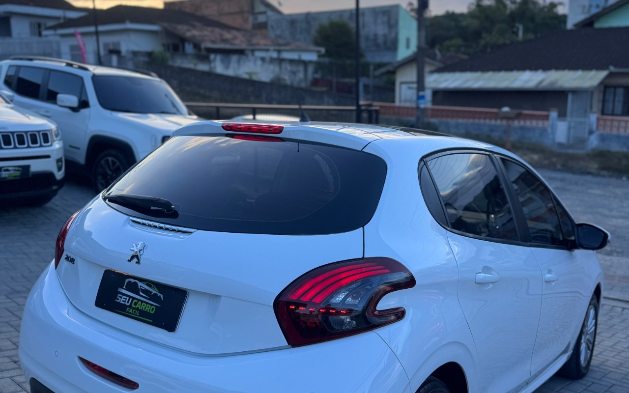 imagem-https://www.socarrao.com.br/sc-vehicle-images-prod/3954065/1789771233892-SU1HLTIwMjYwOTE3LVdBMDEzMy5qcGc.jpg